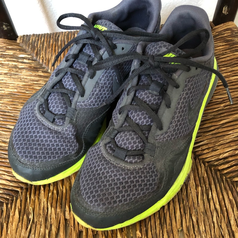 Mens Nike Athletic Shoes